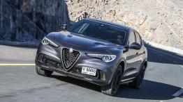 Alfa Romeo Stelvio Quadrifoglio (2018) - widok z przodu