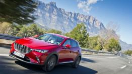 Mazda CX-3 SKYACTIV-G AWD (2015) - lewy bok