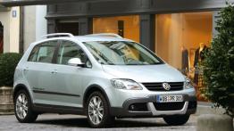 Volkswagen Cross Golf - prawy bok