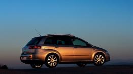 Fiat Croma 2005 - prawy bok