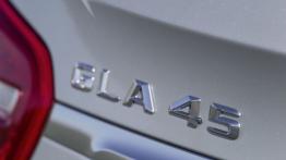 Mercedes GLA 45 AMG (2014) - emblemat