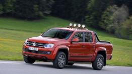 Volkswagen Amarok Canyon - lewy bok