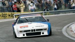 BMW M1 - widok z przodu