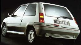 Renault 5 - widok z tyłu