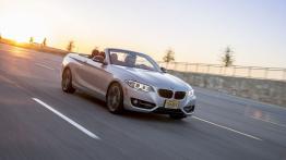 BMW 228i Cabrio (2015) - wersja amerykańska - widok z przodu