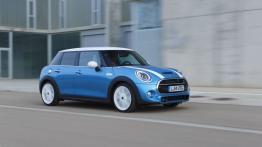 Mini Cooper S 2014 - wersja 5-drzwiowa - prawy bok