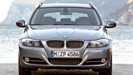 BMW Seria 3 E91 - widok z przodu