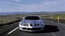 Mercedes Klasa SLR - widok z przodu