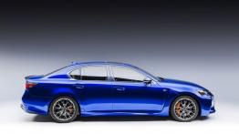 Lexus GS F (2016) - prawy bok