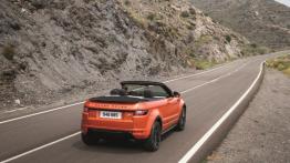 Range Rover Evoque Cabrio (2016) - widok z tyłu