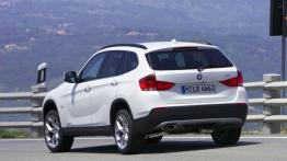 BMW X1 - widok z tyłu