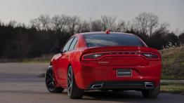 Dodge Charger Facelifting (2015) - widok z tyłu