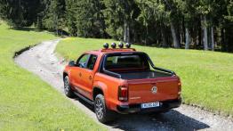 Volkswagen Amarok Canyon - widok z tyłu