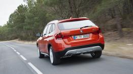 BMW X1 Facelifting - widok z tyłu