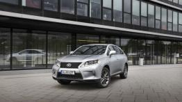 Lexus RX 450h F Sport - widok z przodu