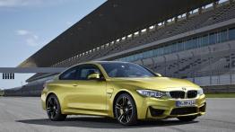 BMW M4 F82 Coupe (2014) - prawy bok