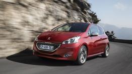 Peugeot 208 GTi - widok z przodu