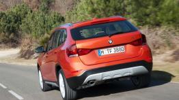 BMW X1 Facelifting - widok z tyłu