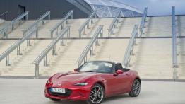 Mazda MX-5 IV Soul Red (2015) - lewy bok