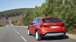 BMW X1 Facelifting - widok z tyłu