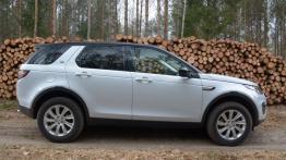 Land Rover Discovery Sport - galeria redakcyjna - prawy bok