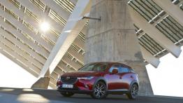 Mazda CX-3 SKYACTIV-G AWD (2015) - lewy bok