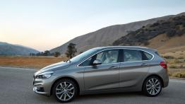 BMW serii 2 Active Tourer (2014) - lewy bok