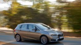 BMW serii 2 Active Tourer (2014) - prawy bok