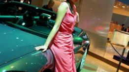 Frankfurt Motor Show 2011 na żywo - hostessy