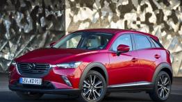 Mazda CX-3 SKYACTIV-G AWD (2015) - lewy bok