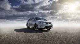 Lexus RX 450h F Sport - widok z przodu