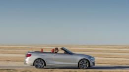 BMW 228i Cabrio (2015) - wersja amerykańska - prawy bok