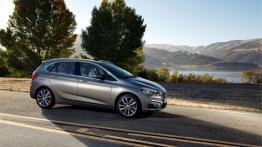 BMW serii 2 Active Tourer (2014) - prawy bok