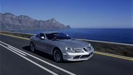 Mercedes Klasa SLR - widok z przodu