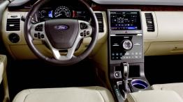 Ford Flex 2013 - kokpit