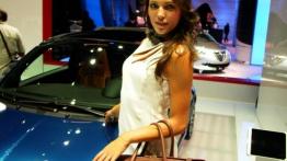 Frankfurt Motor Show 2011 na żywo - hostessy