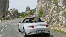 Mazda MX-5 IV White (2015) - widok z tyłu