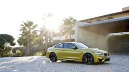 BMW M4 F82 Coupe (2014) - prawy bok