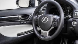 Lexus GS F (2016) - kierownica