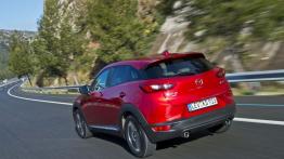 Mazda CX-3 SKYACTIV-G AWD (2015) - widok z tyłu