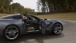 Chevrolet Corvette C7 Stingray - prawy bok