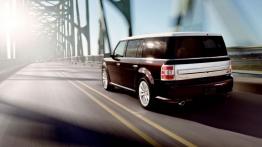 Ford Flex 2013 - widok z tyłu