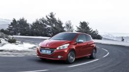 Peugeot 208 GTi - widok z przodu