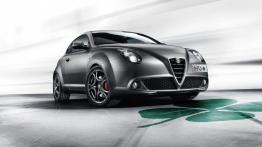 Alfa Romeo MiTo Quadrifoglio Verde 2014 - przód - reflektory włączone