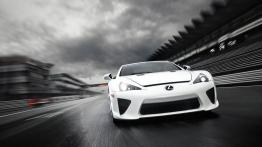 Lexus LFA - widok z przodu