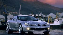 Mercedes Klasa SLR - widok z przodu