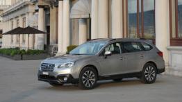 Subaru Outback 2015 2.5i - wersja europejska - lewy bok