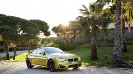 BMW M4 F82 Coupe (2014) - prawy bok