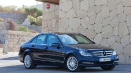 Mercedes Klasa C W204 Facelifting - widok z przodu