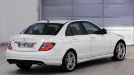 Mercedes Klasa C 2007 - widok z tyłu